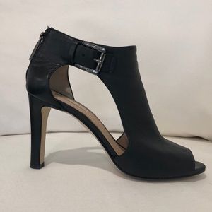 Louise Et Cie black heals